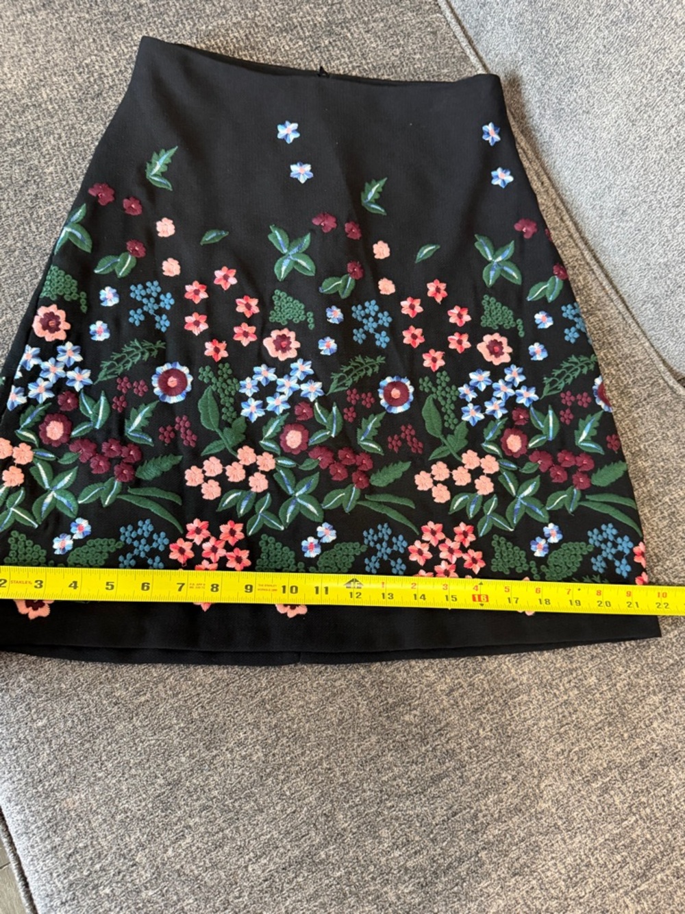 Zara Woman Floral Embroidered Black Mini Skirt A-Line Size XS/S - Picture 6 of 12